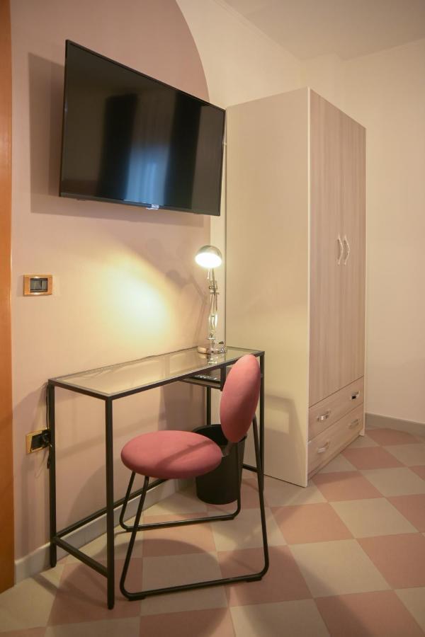 B&B Apartment 1970 下卡斯泰卢乔 外观 照片